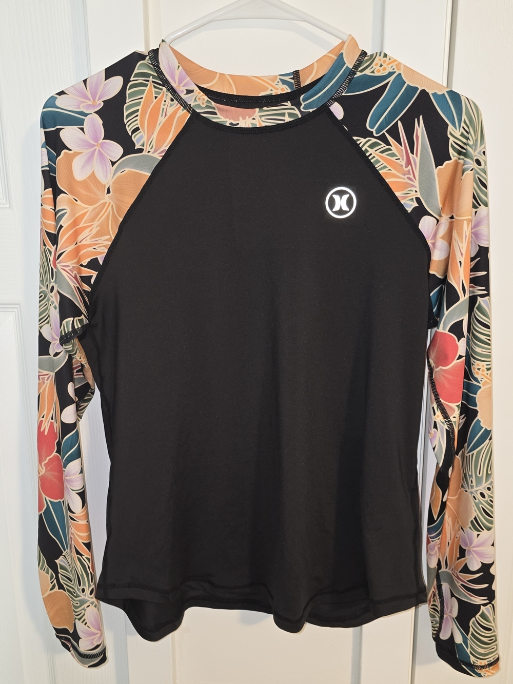 Hurley Black Raglan Floral Long Sleeve Swim Shirt